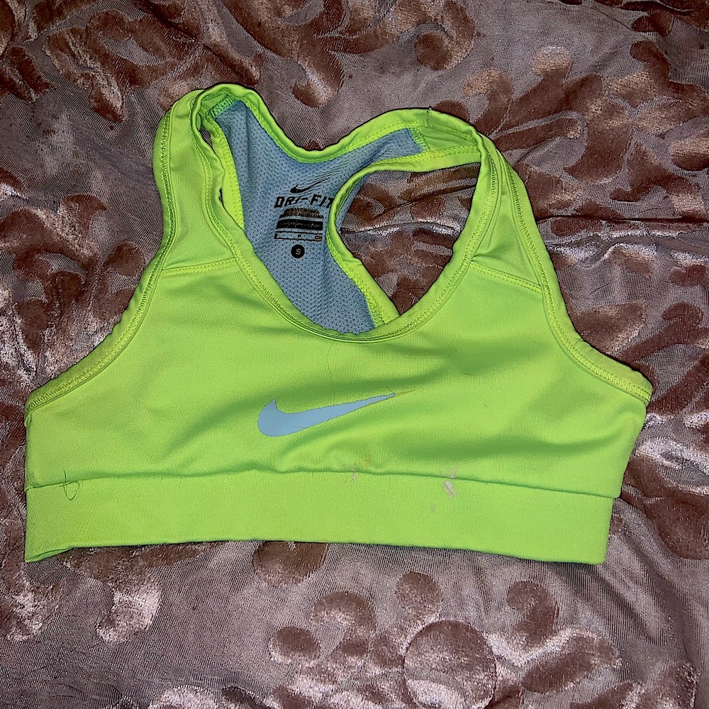 NIKE SPORTS BRA